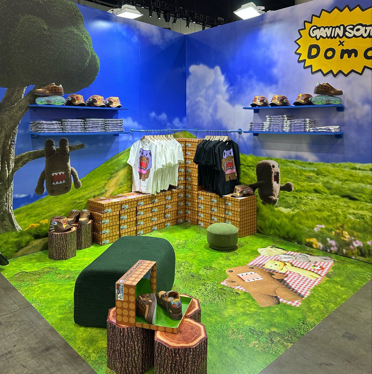 gilfgavin's tweet photo. COMPLEXCON WITH DOMO
BOOTH F11
WE DID IT https://t.co/23V0VgaQ2C