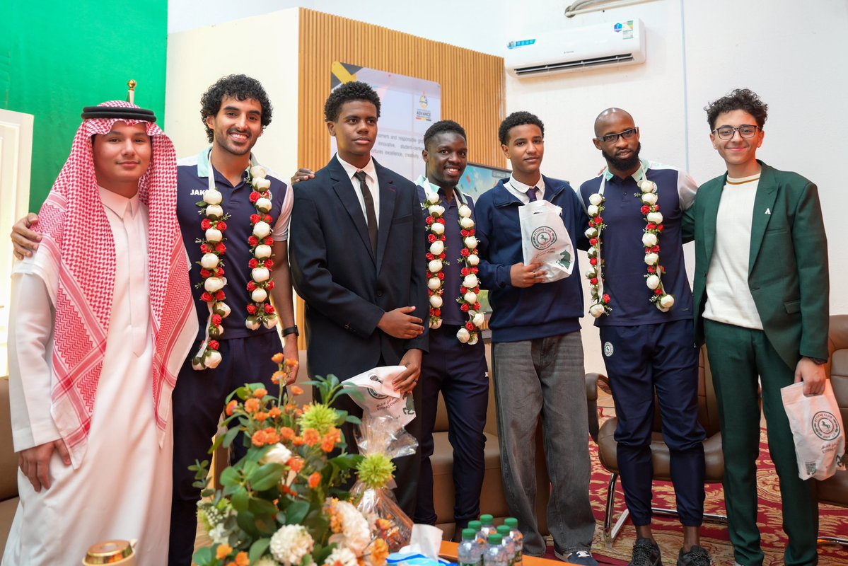 Ettifaq's tweet photo. 📸

#الاتفاق 💚❤️ https://t.co/KpOaISt5wO