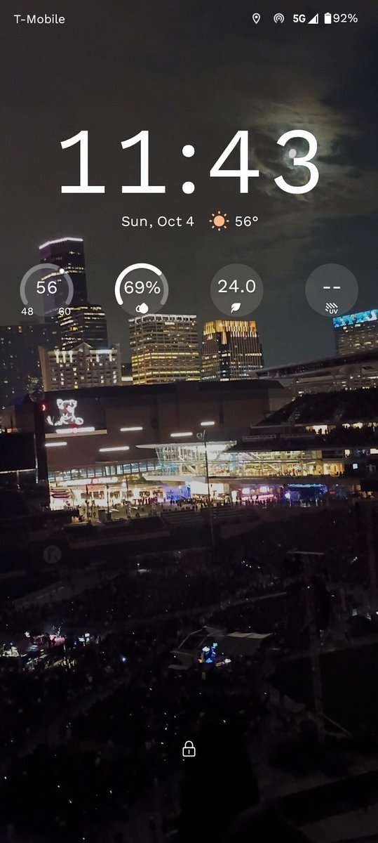frerardpsyop's tweet photo. lock screen, last song, profile, pinterest
can you tell I miss the concert and forgot about aesthetics https://t.co/8JF9RrDwui