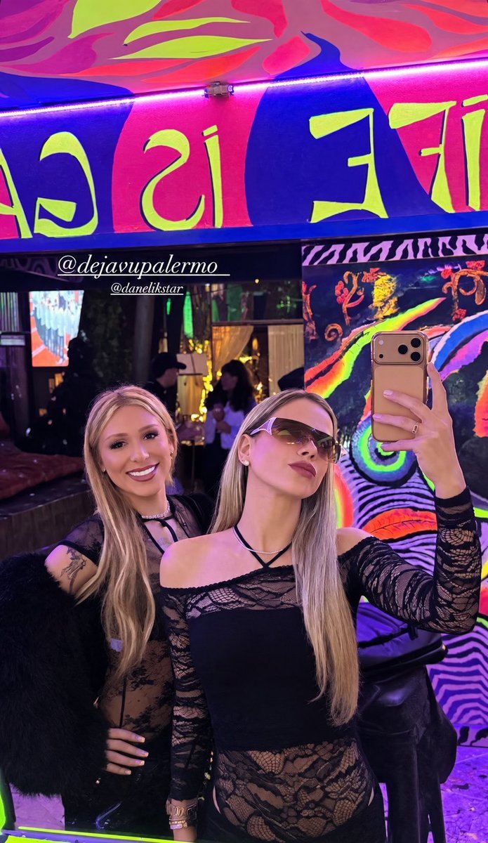 Selee9181's tweet photo. Mis REINAS🫦❤️‍🔥
podrán estar en bocas de todos y ellas disfrutando juntas 
@DanelikstarOK 
@CinziaFD https://t.co/anw5WTaMIA