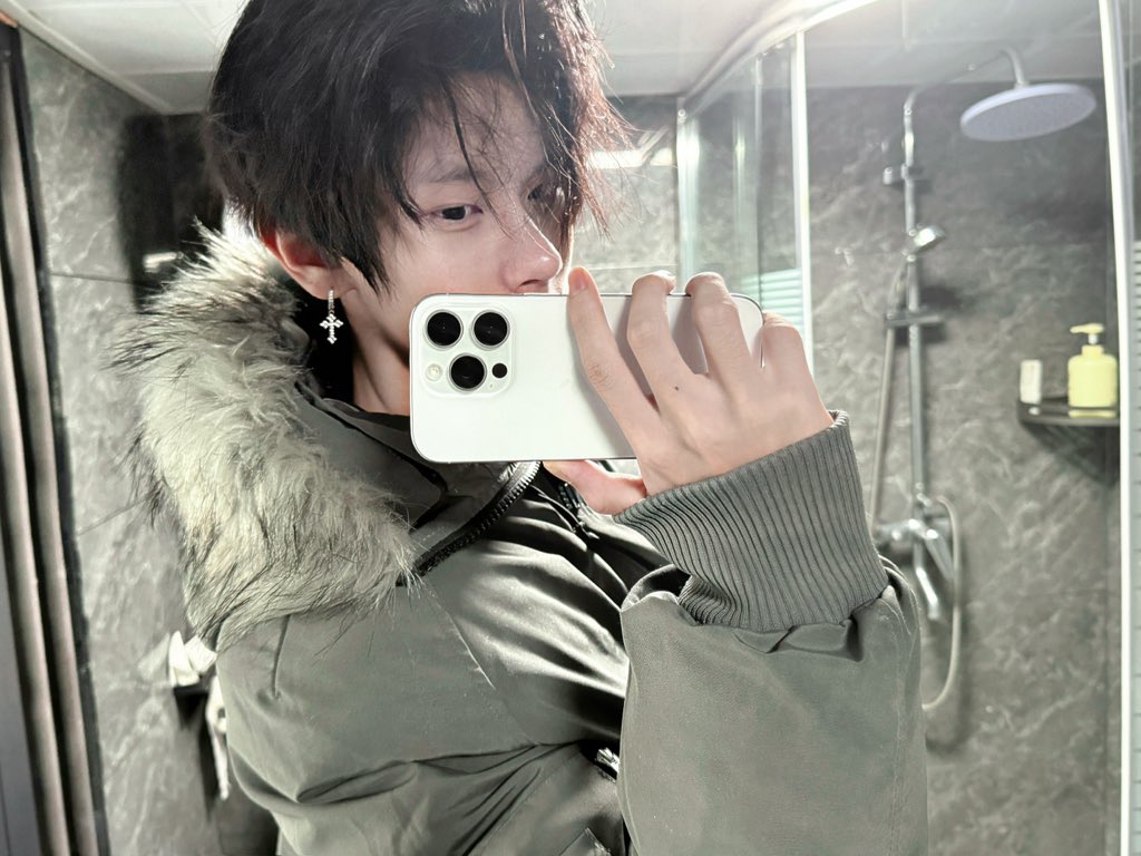 LrruiJ's tweet photo. 只是口味清淡而已 我人并不单纯哦 https://t.co/FggiJE6nJO
