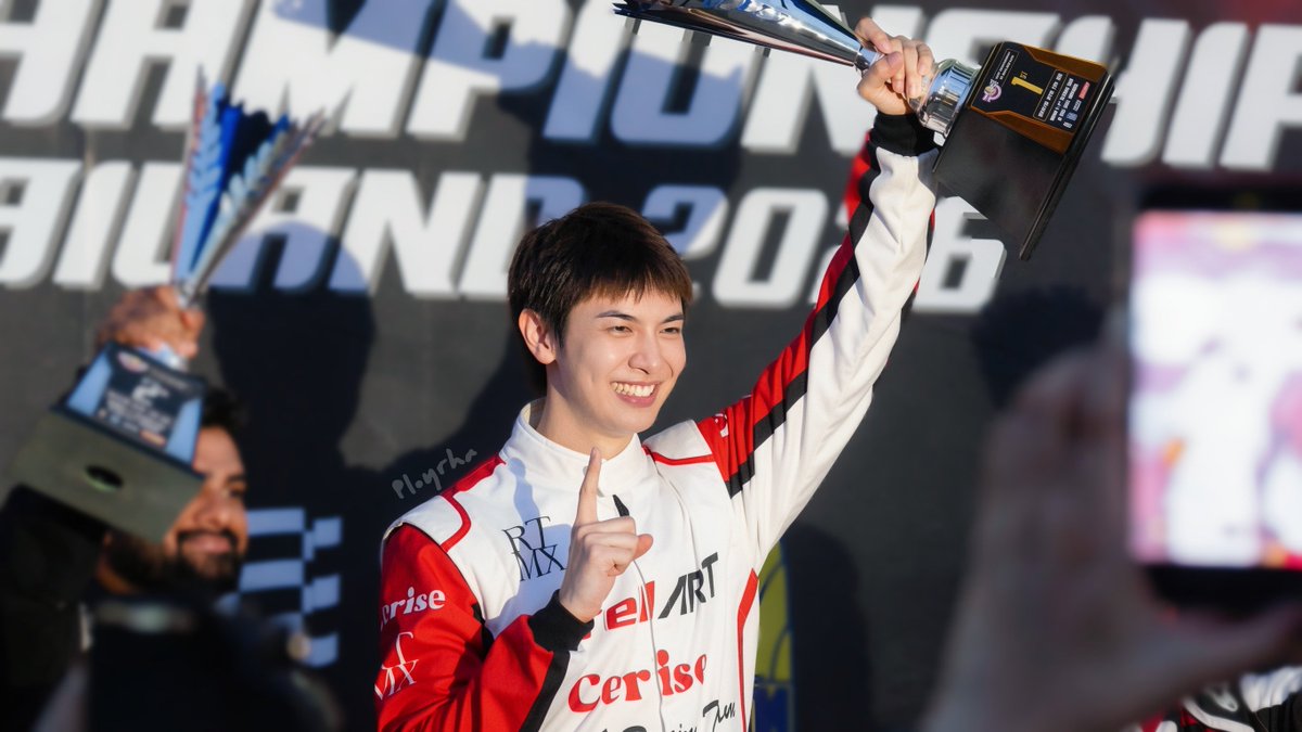 ployyrha's tweet photo. เก่งมากรชต ☝🏻🏆🏁💜

#maxky_rp https://t.co/8iT8j4MZmI