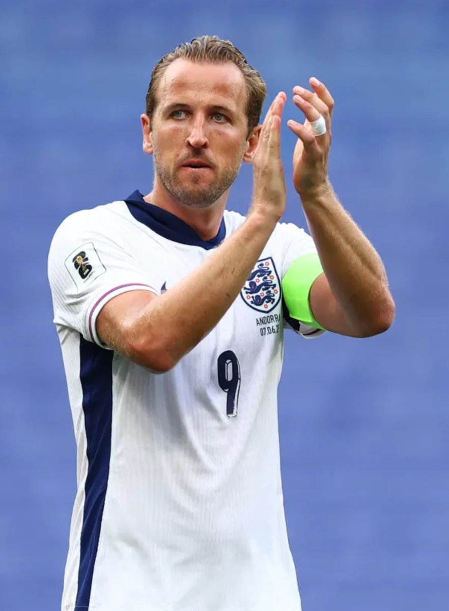 ThePitchD's tweet photo. Harry Kane just became the first player to score 10+ goals in three different calendar years for England. 🤯

11 in 2026. 16 in 2021. 12 in 2019.

Yes, really, and he's now on 89 England goals. 😳

#Kane #England #ThePitchD #NationsLeague https://t.co/1TZKAJmAAU