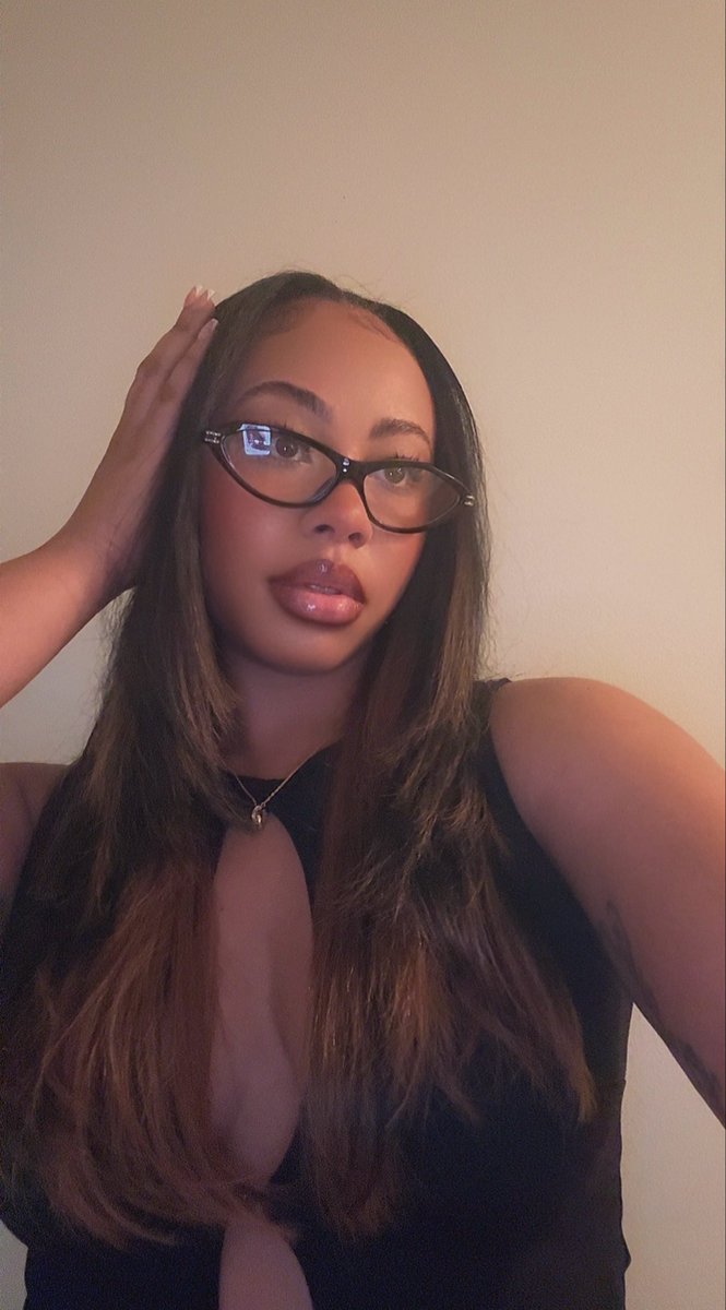 BossLadyJaylee's tweet photo. self righteous ๐โ๏ธ #neotrapsoultour https://t.co/vkPTYanfTU