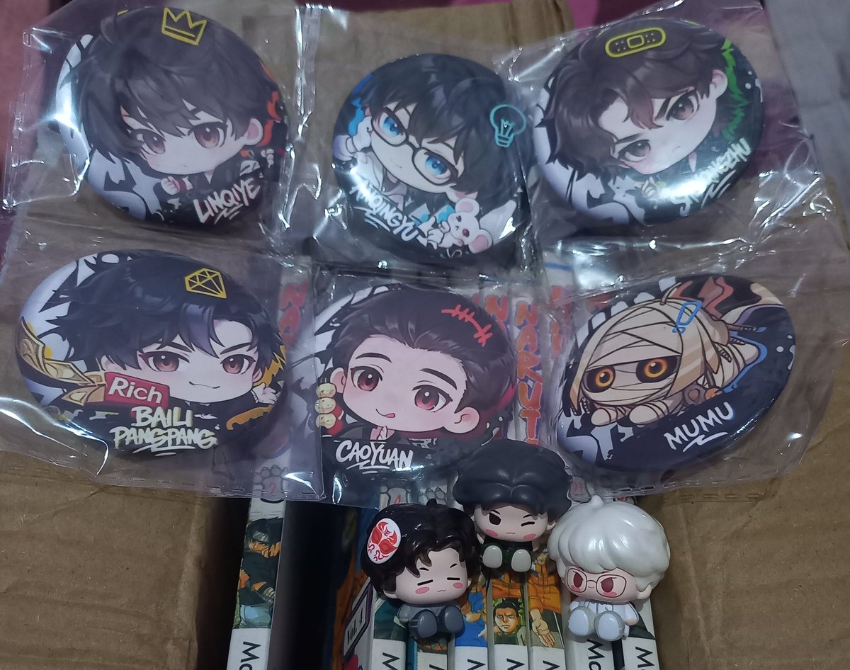 jinniyoonbae's tweet photo. terima kasih banyak ka ekaa @love_linqiye 🫶🫶🫶 
sedikit lupa pernah claim manga naruto juga 🙏😭

paketnya sudah sampai dari kemarin kemarin, tapi baru sempat aku buka 🙏😓

itu trio semprul mau ikutan dipoto 🤭 https://t.co/pL29XB9AXQ