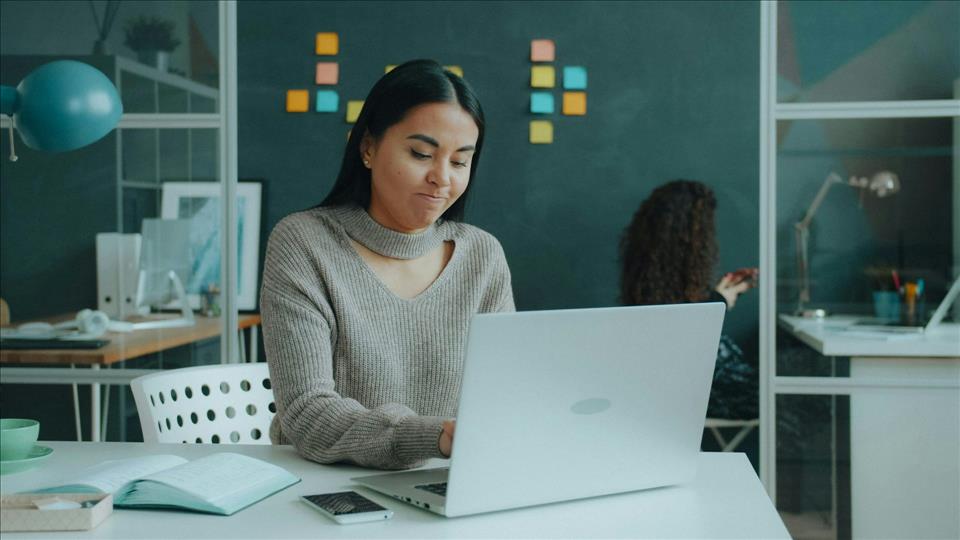 MENAFN's tweet photo. The 'Dream Job' Myth: Why A Fulfilling Career Does Not Have To Define Your Life #'Dream #Job' #Myth: #Fulfilling #Career #Does #Have #Define #Your #Life #USA #Russia #Biden #Ukraine #War #Palestine #Gaza #Israel # dlvr.โit/TVmksP https://t.co/DOLWSDixiB