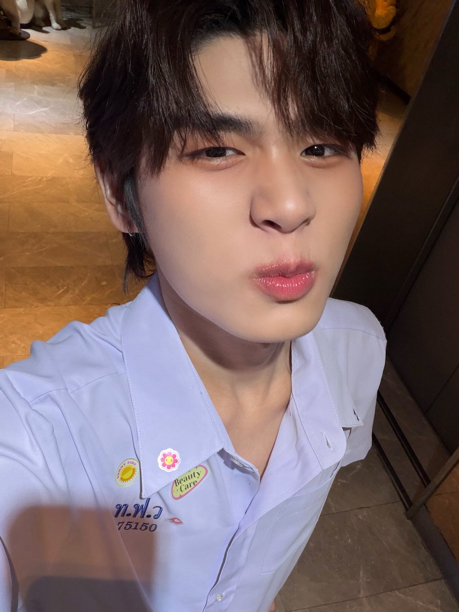 tia51_official's tweet photo. น่ารักขนาดนี้ ไอดีไลน์ตัวละสามพัน ถูกไปปะแม่ !

LOVEX3 A TURNING POINT

#LOVEx3_EP8 https://t.co/aYPh7CcNqB