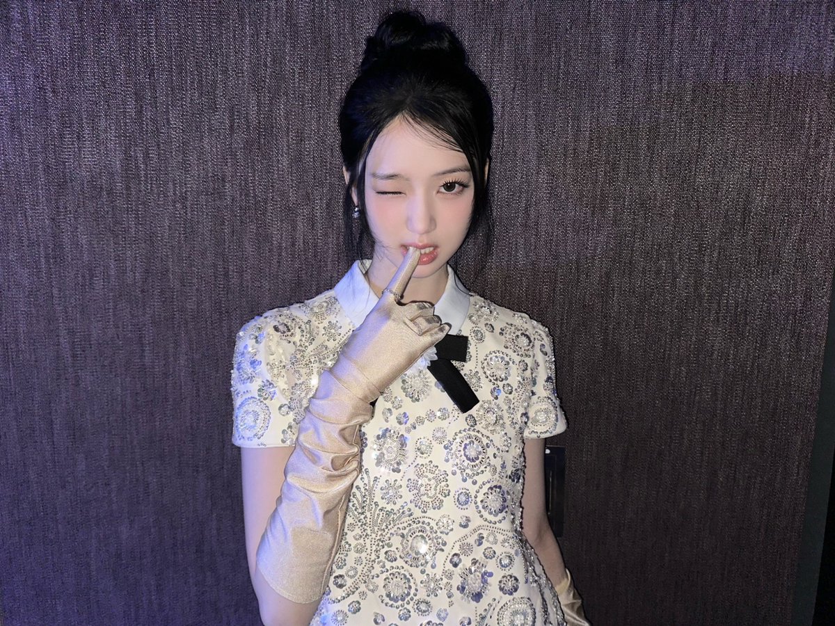 deer27519's tweet photo. [📸] 261004 YEEUN Berriz update (1/2)

#ILAND2 #아이랜드2 #UNCHILD #언차일드 #YEEUN #박예은 https://t.co/1mjTgZwuRM