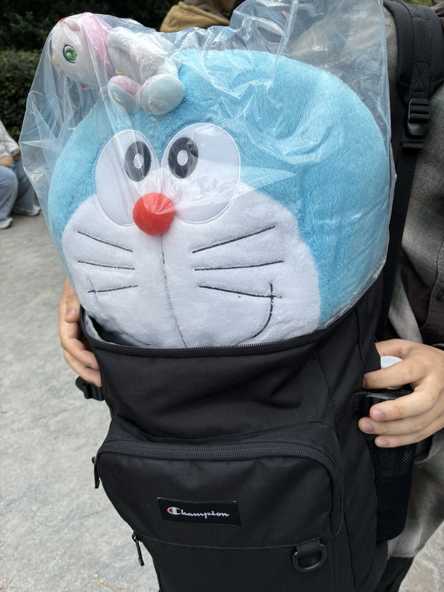 yumiemon115's tweet photo. 【フリマ思い出②】雨ラジ関連で起こしいただいた人数発表したいと思います！予想は1人か2人でも本望だわ！と想像していましたがジャジャꕀン📣なんと7人の方に足を運んで頂き感謝感激雨ラジ状態でございます🥹🫶🏻✨店頭呼び込み担当の為、なかなかちゃんとお話しもできずでしたが本当に嬉しかった💖️ https://t.co/7MNH58f1Rn