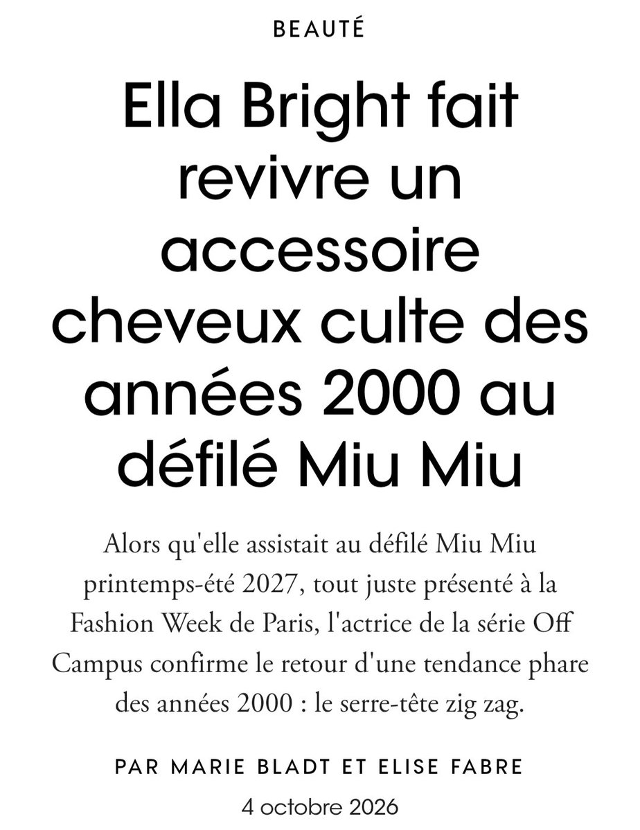 ellabrightes_'s tweet photo. 🖤 Ella Bright revive un icónico accesorio capilar de los años 2000 en el desfile de Miu Miu.

En un nuevo artículo, Vogue France destaca la diadema zigzag que lució la actriz durante el desfile de la firma en la Semana de la Moda de París.

📰 Vogue France https://t.co/cwkIL3zJvm