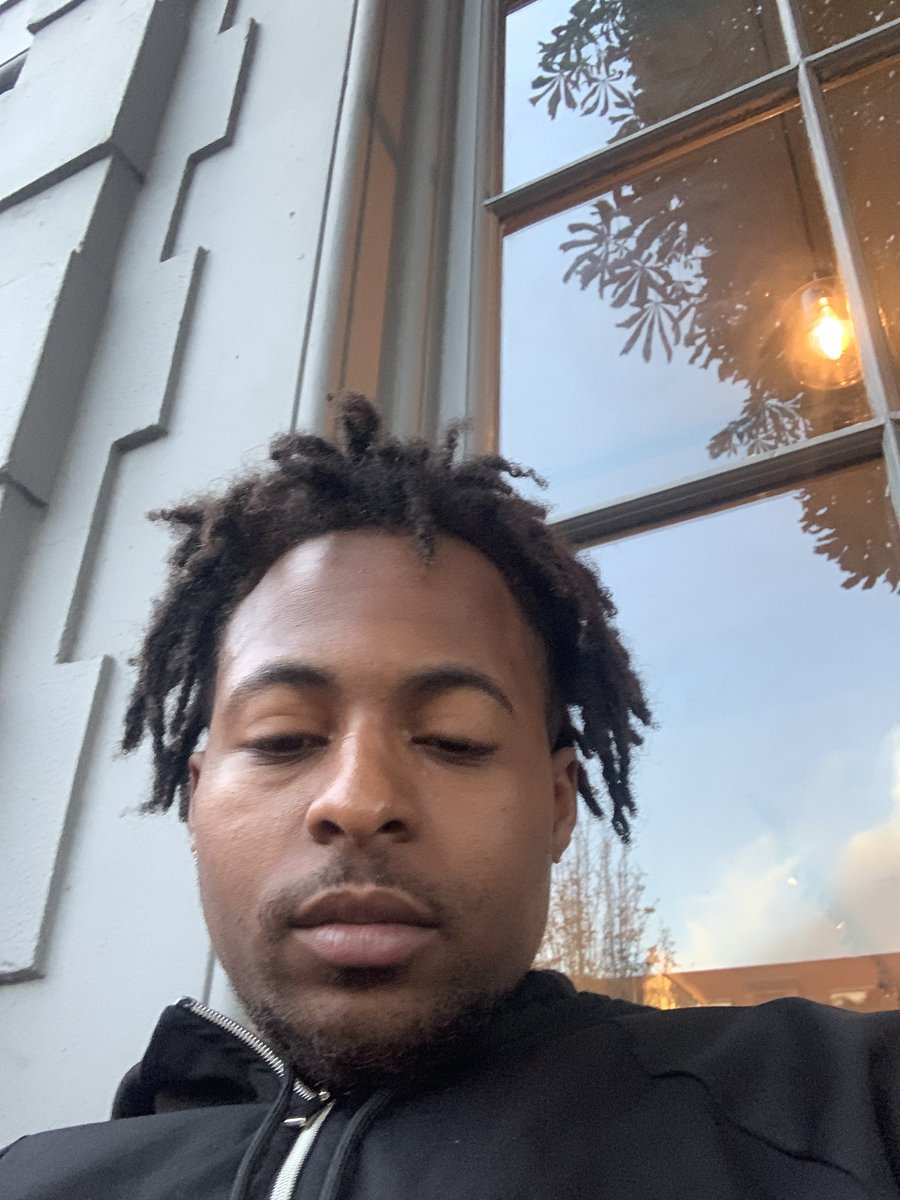 dozenthewav's tweet photo. Joe and the J***ce https://t.co/p5Wy99IRq7