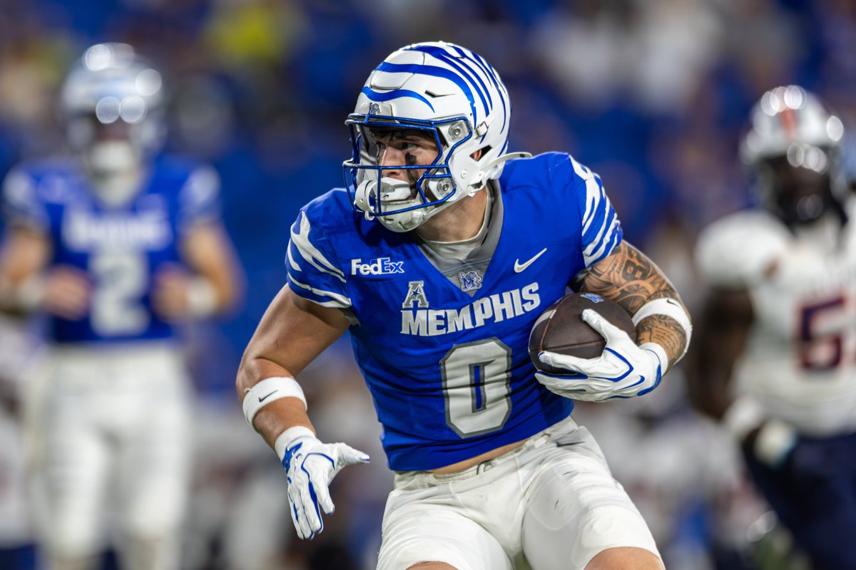 CamMellor's tweet photo. Our @PFN365 highest-graded TEs through 5 weeks:

Hunter Tipton, Memphis: 96.0
Rocky Beers, Oklahoma: 95.1
Baron Naone, Washington: 93.8
Kari Ashley, TCU: 92.4
Luke Dehnicke, Northwestern: 91.7
Trey'Dez Green, LSU: 91.1
Preston Douglas, NC State: 91.0
Luke Reynolds, Virginia Tech: 90.8
River Helms, Georgia Southern: 90.3
Kyle Frendt, Wyoming: 90.0