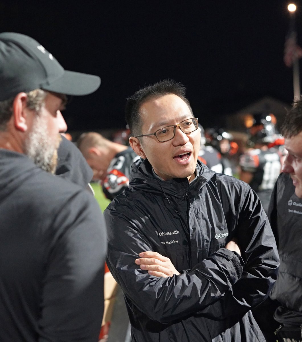 OHSportsMed's tweet photo. We’re proud to provide the medical care that keeps football programs across central Ohio moving forward! 🏈🩺🩻⚕️

#fridaynightfootball #ohioathletictrainers #sportsmedicine #athletictraining @OHSAASports @OhioATA @OhioHealth https://t.co/gdRwZ1wj5z