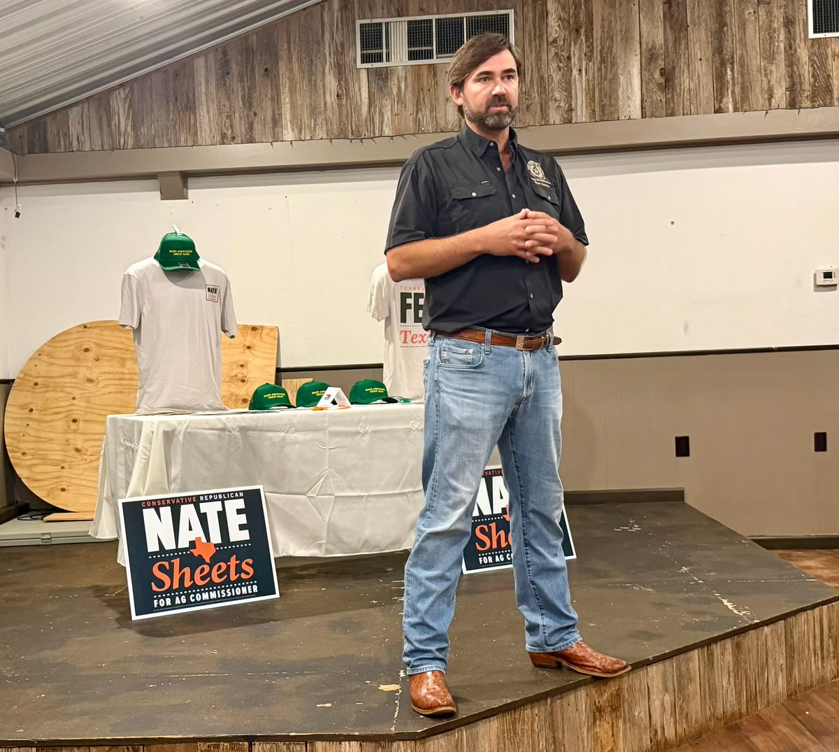 StanGerdesforTX's tweet photo. Honored to introduce my friend @natesheetsforTX to the great folks of Milam County today on his first of four stops across our district! Proud to have him here meeting with the people who make this part of rural Texas so special. 

Let’s GOTV to send Nate to Austin as our next Ag Commissioner! #txlege #txag #GOTV