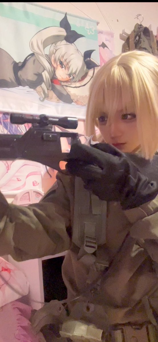kalashnikit's tweet photo. i cosplayed vesna a while ago!! ⊹ᩚ ⊹₍ᐢ𓈒᎔  ̫᎔ᐢ₎ #vesna #dutchko oc from @dutchko0 https://t.co/ohOu2D8m32