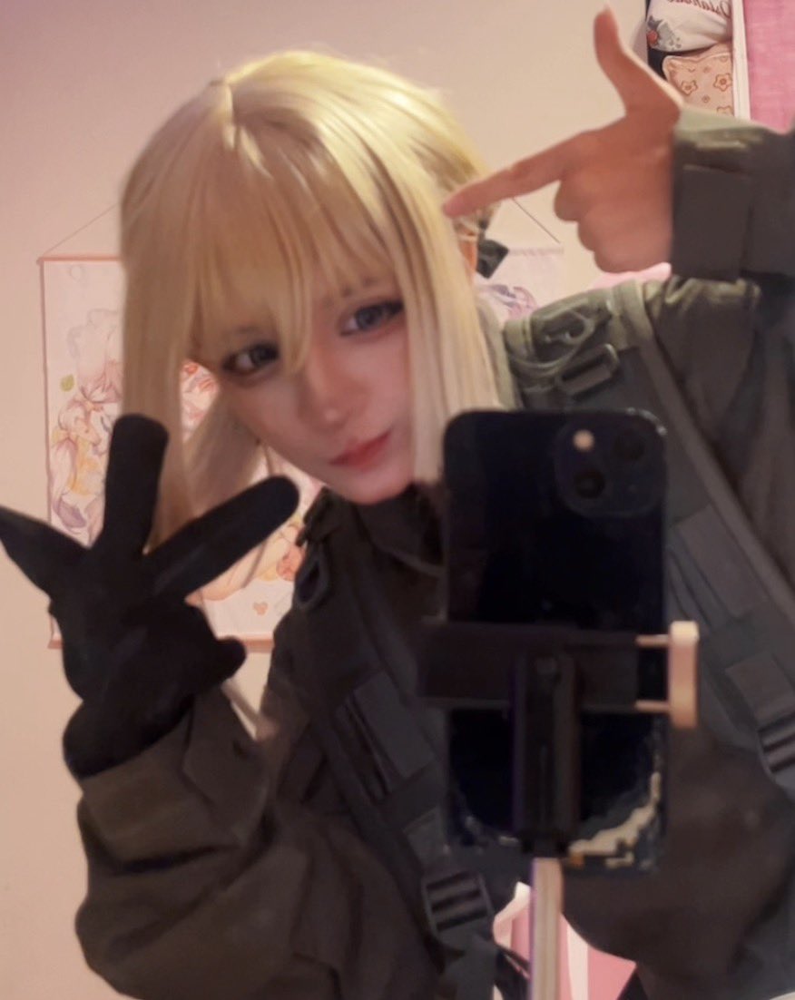 kalashnikit's tweet photo. i cosplayed vesna a while ago!! ⊹ᩚ ⊹₍ᐢ𓈒᎔  ̫᎔ᐢ₎ #vesna #dutchko oc from @dutchko0 https://t.co/ohOu2D8m32