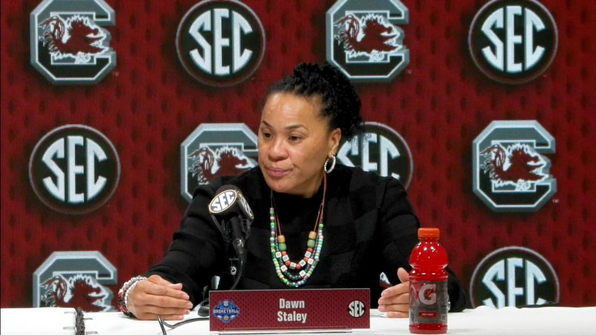 FeverUpdate's tweet photo. Dawn Staley says she misses Iowa Caitlin Clark:

“She was different in college before joining the WNBA. The fact is, she was happier playing college basketball.”

The Indiana Fever are reportedly in contact with Dawn Staley about becoming their next head coach.

Staley’s comments about Clark have fans wondering if Coach Staley could be giving us a major clue about a potential move to Indiana.