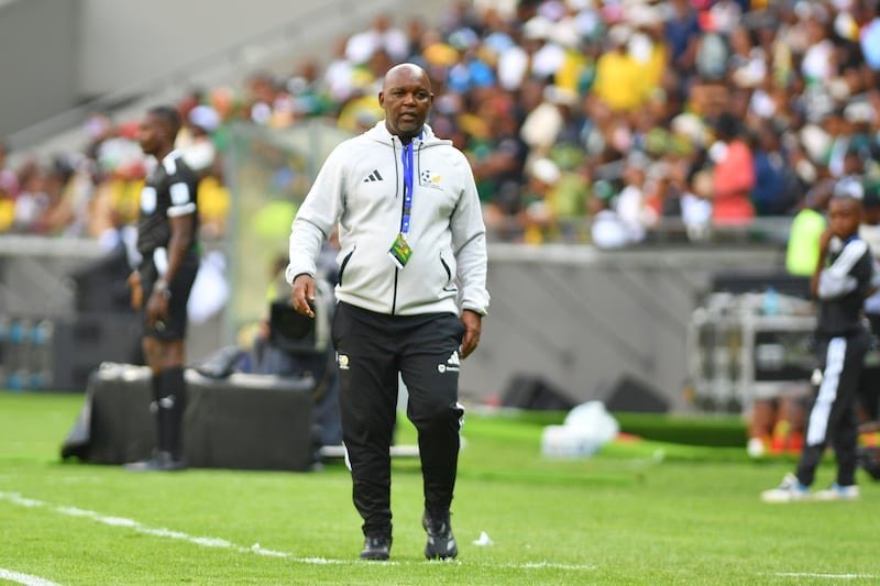 bab_hlabisa's tweet photo. Pitso Mosimane agenda in the mud, I know there were drafts prepared 😎😂😂 https://t.co/4N9p0NWSdU