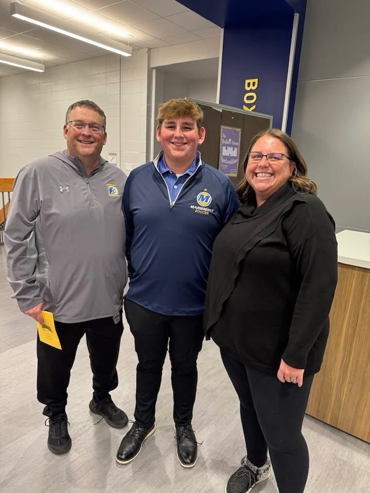 MariemontFB's tweet photo. But above all else, Coach Barr was a great father, husband and educator who was passionate about his family and left a legacy with many students, teachers, and coaches that will endure. 

Our hearts go to the entire Barr family, his wife Janice and children Maria and Mitch. https://t.co/8oNxR6h4br