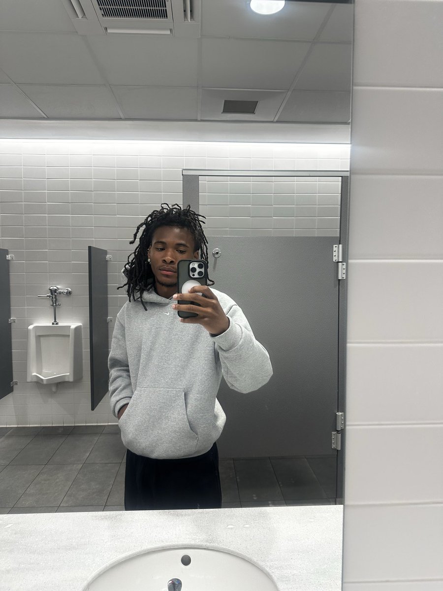 wakeupdemarc's tweet photo. we on here now #atl https://t.co/L1Beu33MgV