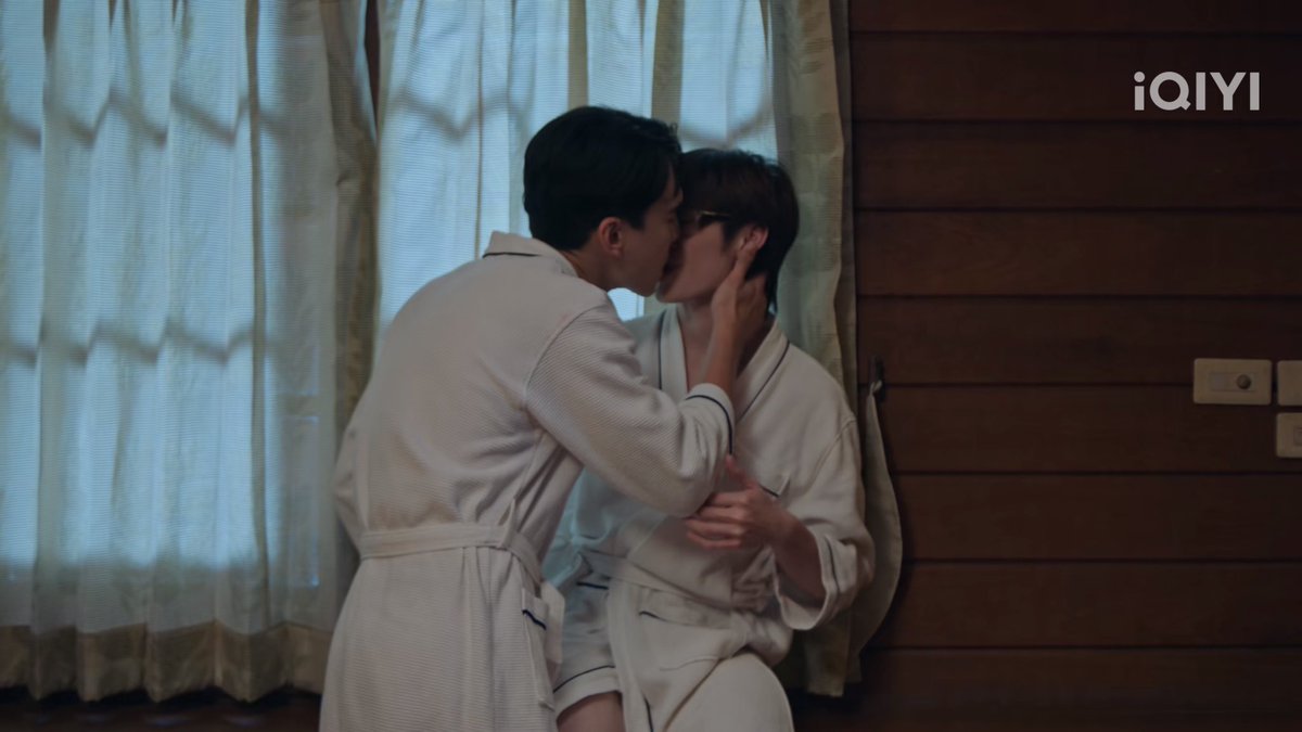 FallforMaxNat's tweet photo. 2 NC in an EP… WHOLY MOLLY 🫠🙌

YOUR THIRD SERIES EP11

#ที่สามของเธอEP11 https://t.co/l3CUzQ2l4p