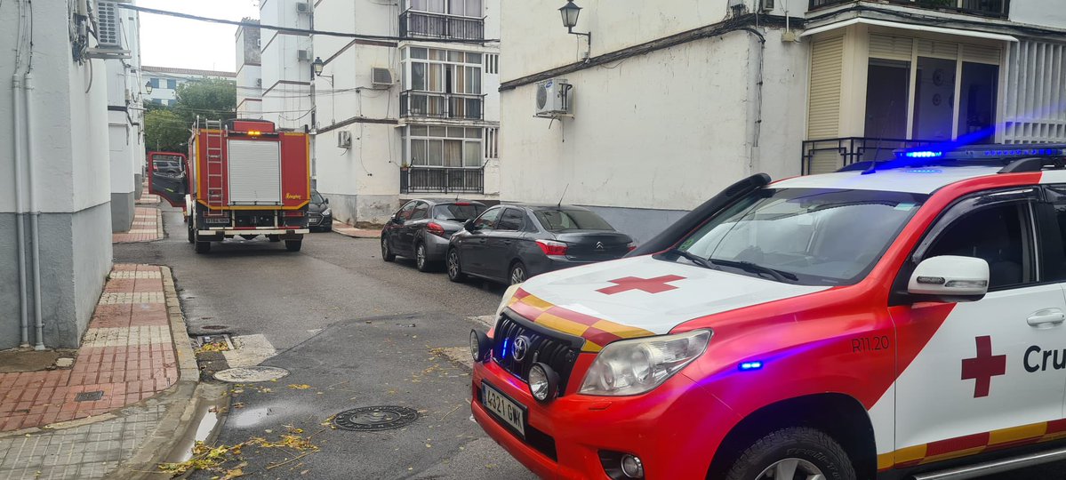 CruzRojaEX's tweet photo. Durante la jornada de hoy domingo, con el refuerzo de la red de TSU de @CRE_Emergencias en Extremadura, se han realizado 8 intervenciones en coordinación con @JuntaEx112 https://t.co/1kzpwS93Zp