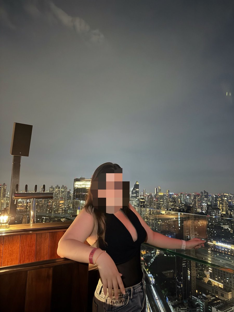 BellaBNg85's tweet photo. Rooftop hopping on my birthday 🎉🥂✨ https://t.co/lKJl7giDng