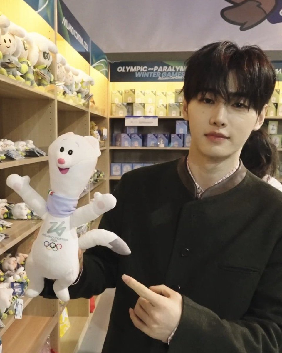 hun77i_'s tweet photo. 밀라노 훈♡ https://t.co/0pH4KQdtsQ