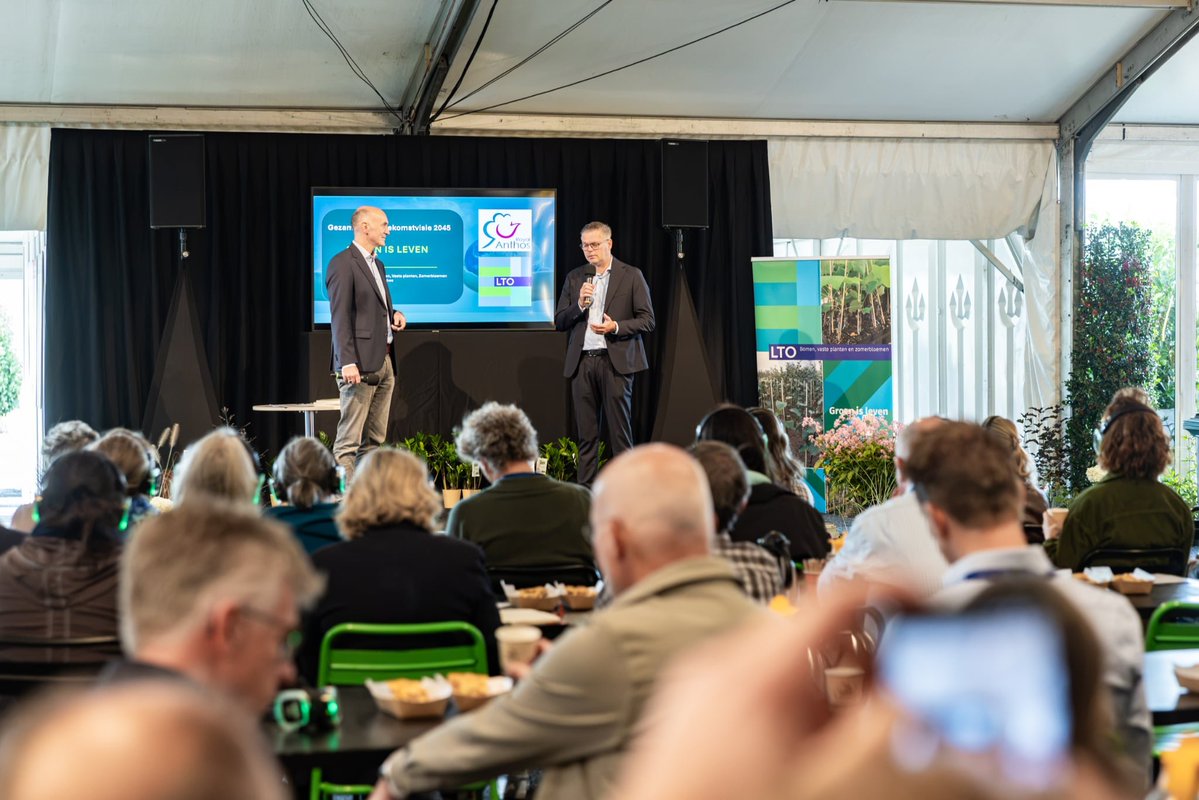 grootgroenplus's tweet photo. Ons mediateam is druk bezig met alle foto's! De eerste foto's zijn inmiddels gepubliceerd op de website. Neem even een kijkje 📷

Een dezer dagen komen ook de foto's van de routes Rood, Grijs en Blauw online. Houd de website aankomende week in de gaten. 

https://t.co/FrFcjlELiu https://t.co/2ExCUe4oCR