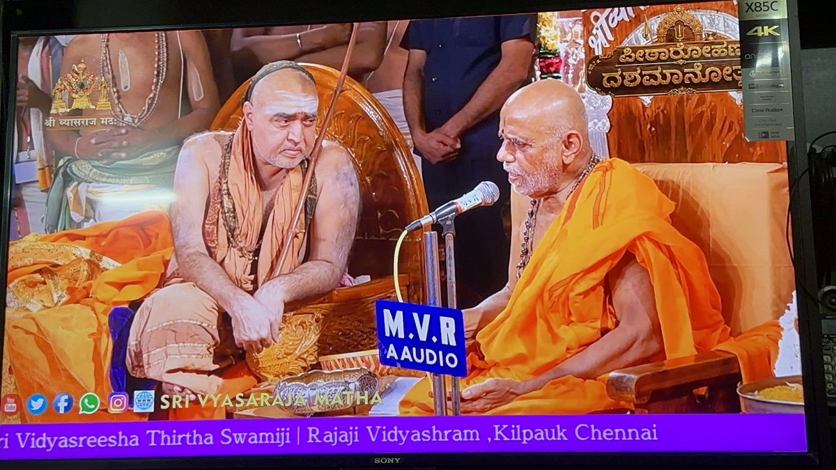naveenathresh's tweet photo. Sri Vidyashreesha tirtha Swamigalu speaking in Tamizha and later English for benefit of all audience. In 4 parts below. He quoted Manusmriti, the being of dharma, when asked by the TN Chennai followers of SVM to do his dashamanotsava karyakrama in Chennai he insisted on instead having the dharma Rakshane mahotsava and the Sanatana dharma. He stressed on having such Vakyartha sabhegalu every year across South India. He said we are marginalised today as Brahmins (minority community has become us ironically!) superb scintillating talk! As always filled with pearls of wisdom. To his pada Kamala / lotus feet. Sri Krishnarpanamastu. 🙏
