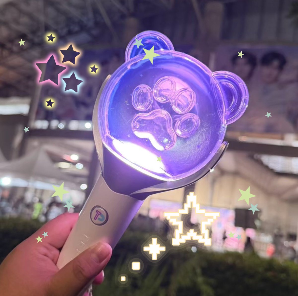 teepor2917_'s tweet photo. ✨อะไรที่คิดถึง 🐶🐻‍❄️💜🩵
#duanggoroundconcert https://t.co/w2l3JJ1fip