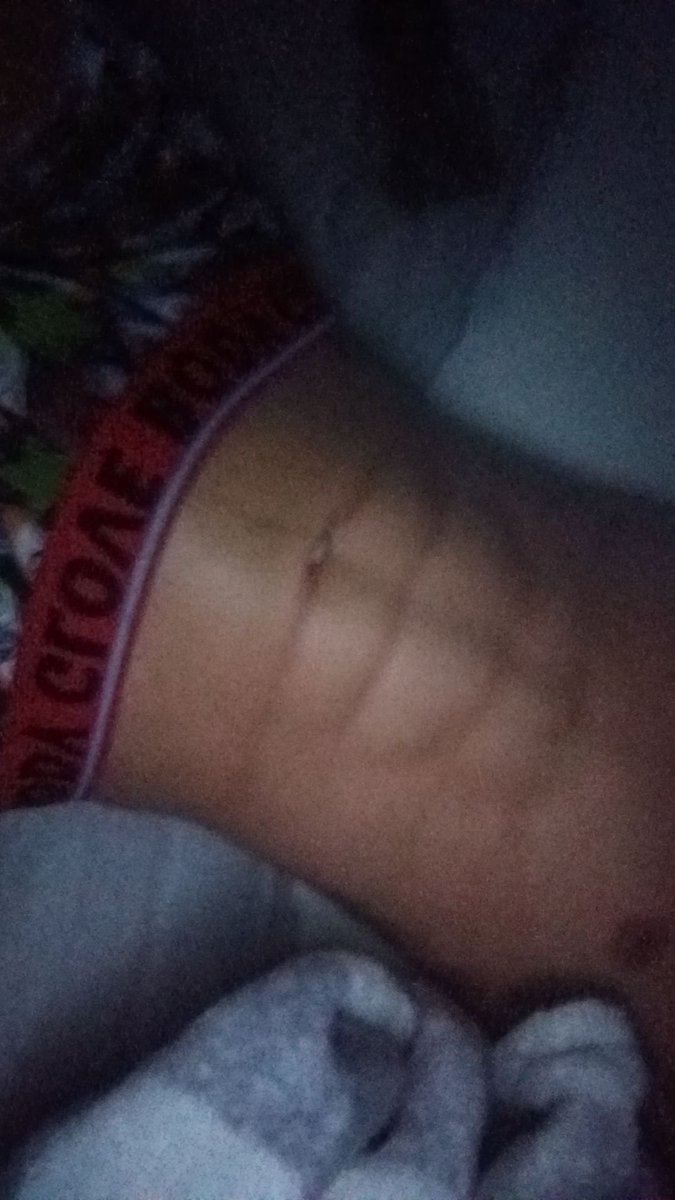 AnChrys6949's tweet photo. Strong femboy 🏋🏽😼💓#femboy #abs #gay https://t.co/rUyFWuB2ie