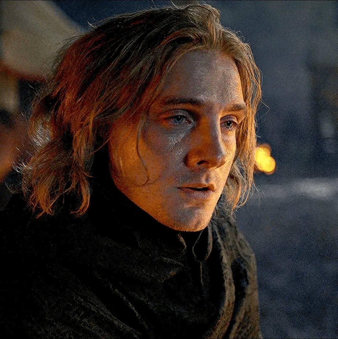 hucklemiy's tweet photo. the wide-eyed awe and dread in daeron and helaena’s eyes… my doomed lil dreamers https://t.co/0s6OrRQkL2