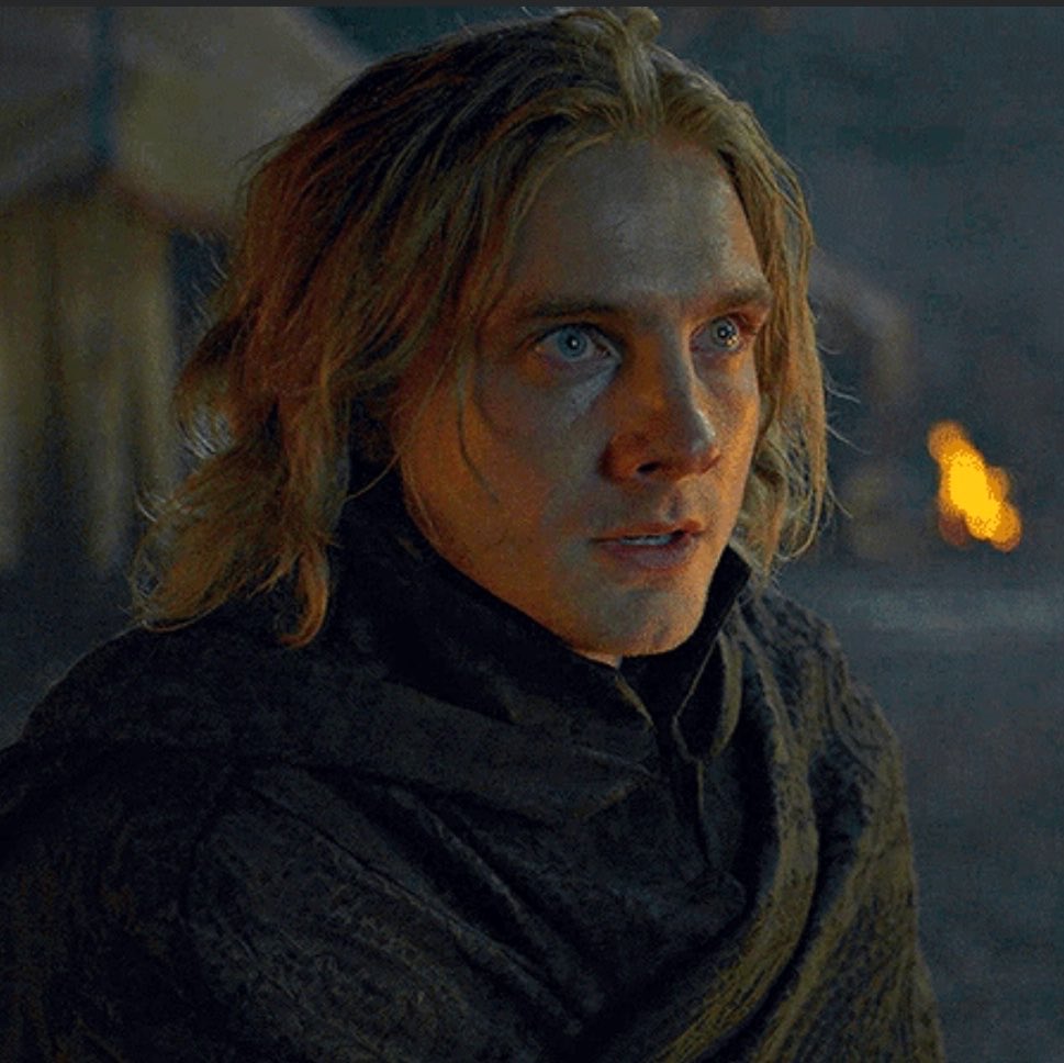 hucklemiy's tweet photo. the wide-eyed awe and dread in daeron and helaena’s eyes… my doomed lil dreamers https://t.co/0s6OrRQkL2