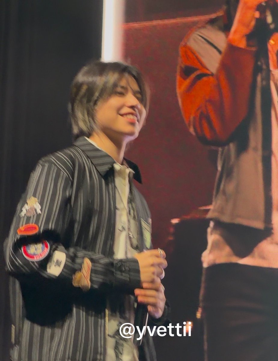 Yvettiils4s's tweet photo. Be happy💗 https://t.co/jEO1TUyz22