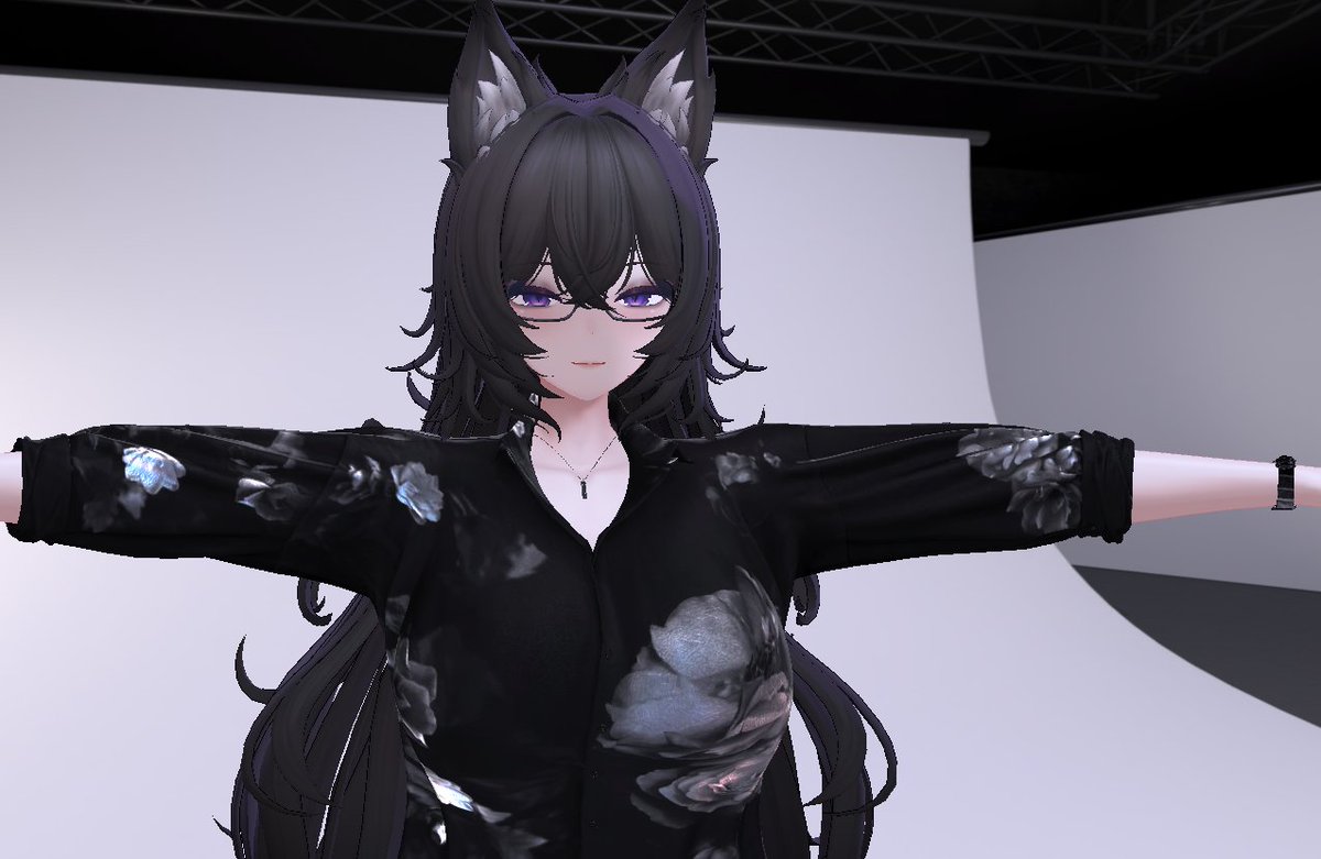 CallsignXaXa's tweet photo. dear god.... swapping from liltoon to poiyomi made me look SO much better holy shit-- https://t.co/IIslrl2evQ