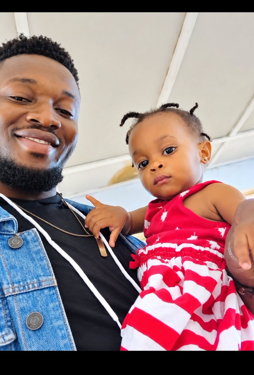 SahrGbondo8's tweet photo. Me & my girlfriend 🫀🥰
#zaincollection #Kono https://t.co/wDdFsVf80A