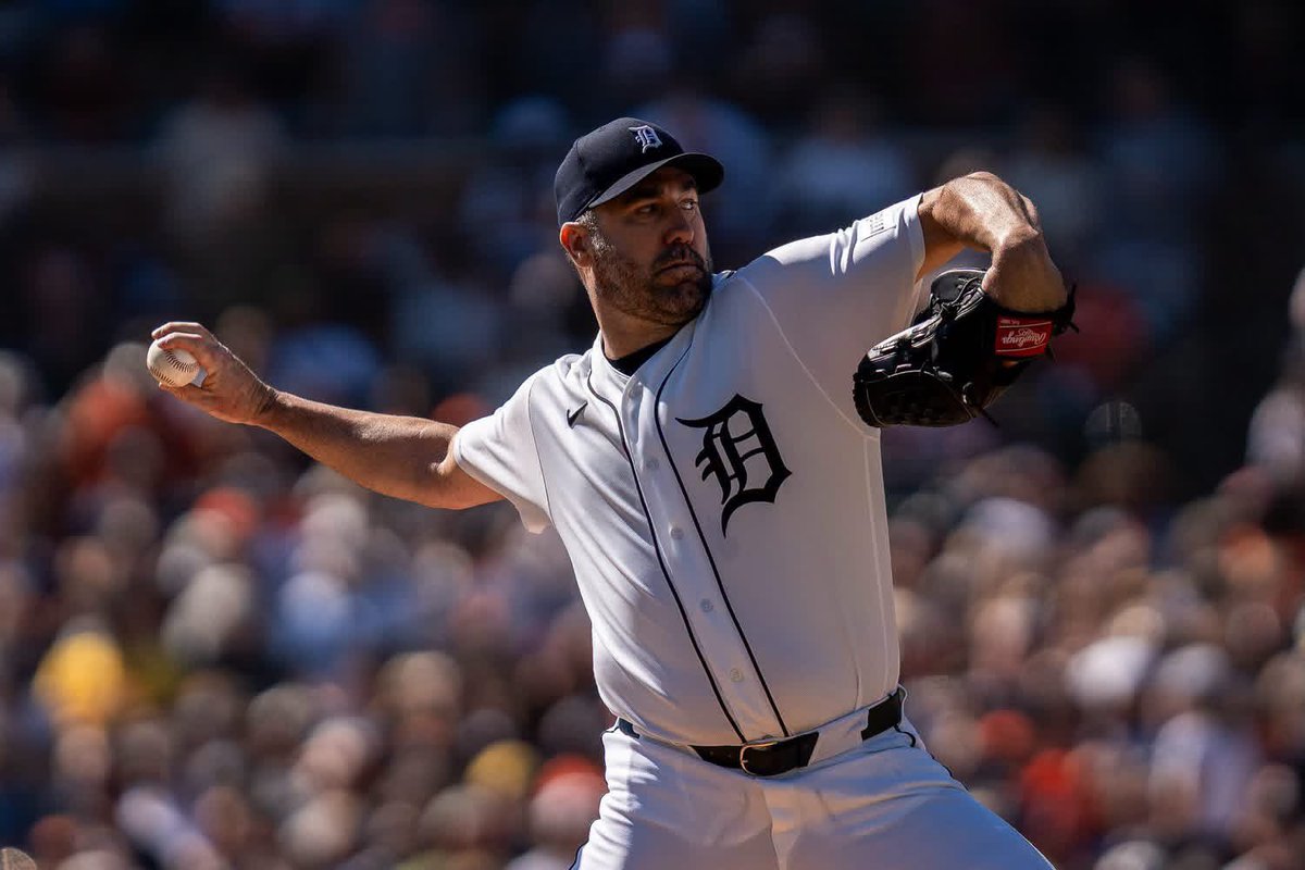 visualdavid's tweet photo. One last time on the mound. Detroit Tigers pitcher @JustinVerlander made the final start of his 21-year @MLB career this past weekend at Comerica Park, pitching into the sixth inning against the Pittsburgh Pirates before saying goodbye alongside his family and teammates. https://t.co/u9okuAAWnP