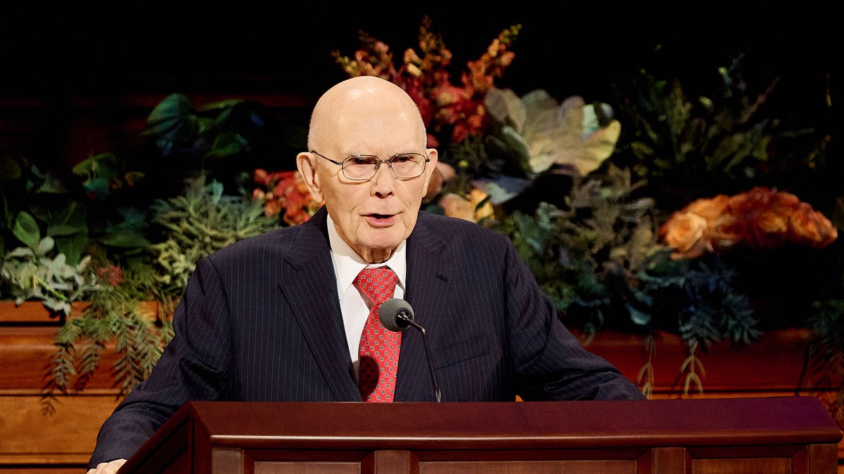 Ch_JesusChrist's tweet photo. “This is the Church of Jesus Christ, so named because it is His Church with the restored fulness of His doctrine and authority in these latter days.”

—President Dallin H. Oaks (@OaksDallinH)
#GeneralConference

https://t.co/5iGdckb2fK https://t.co/4WIACFwmsF
