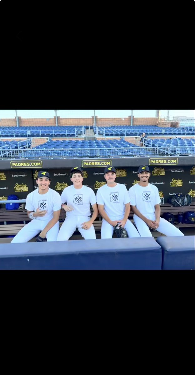 LucaKalishman's tweet photo. Had a great time with all the boys at the senior all academic game at the @AZFallClassic pitched to 5 guys had 2ks Topped 88 with a great feel for the curveball. Excited for the coming months!
#RHP
#uncommited https://t.co/zXBnoeu3pA