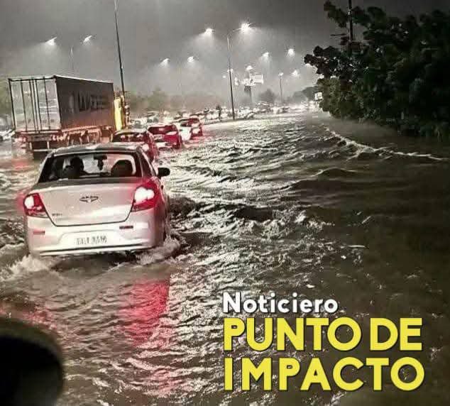 manantialnoti's tweet photo. #NOTICIERO PUNTO DE IMPACTO.

Después de fuertes lluvias en estos días, Guayaquil podría tener este domingo 4 de octubre una jornada cálida y húmeda, con temperaturas entre los 24 °C y 32 °C.

 Se prevén lluvias y lloviznas ligeras durante la mañana, tarde y noche https://t.co/RhtZwcaWgW