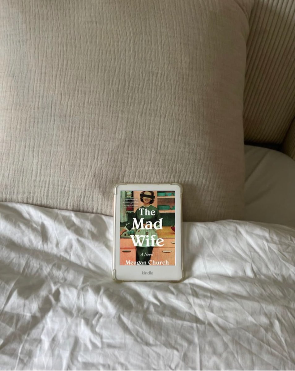 sillybookmarks's tweet photo. cr: the mad wife 
#booktwt https://t.co/7oRRnP7fHb