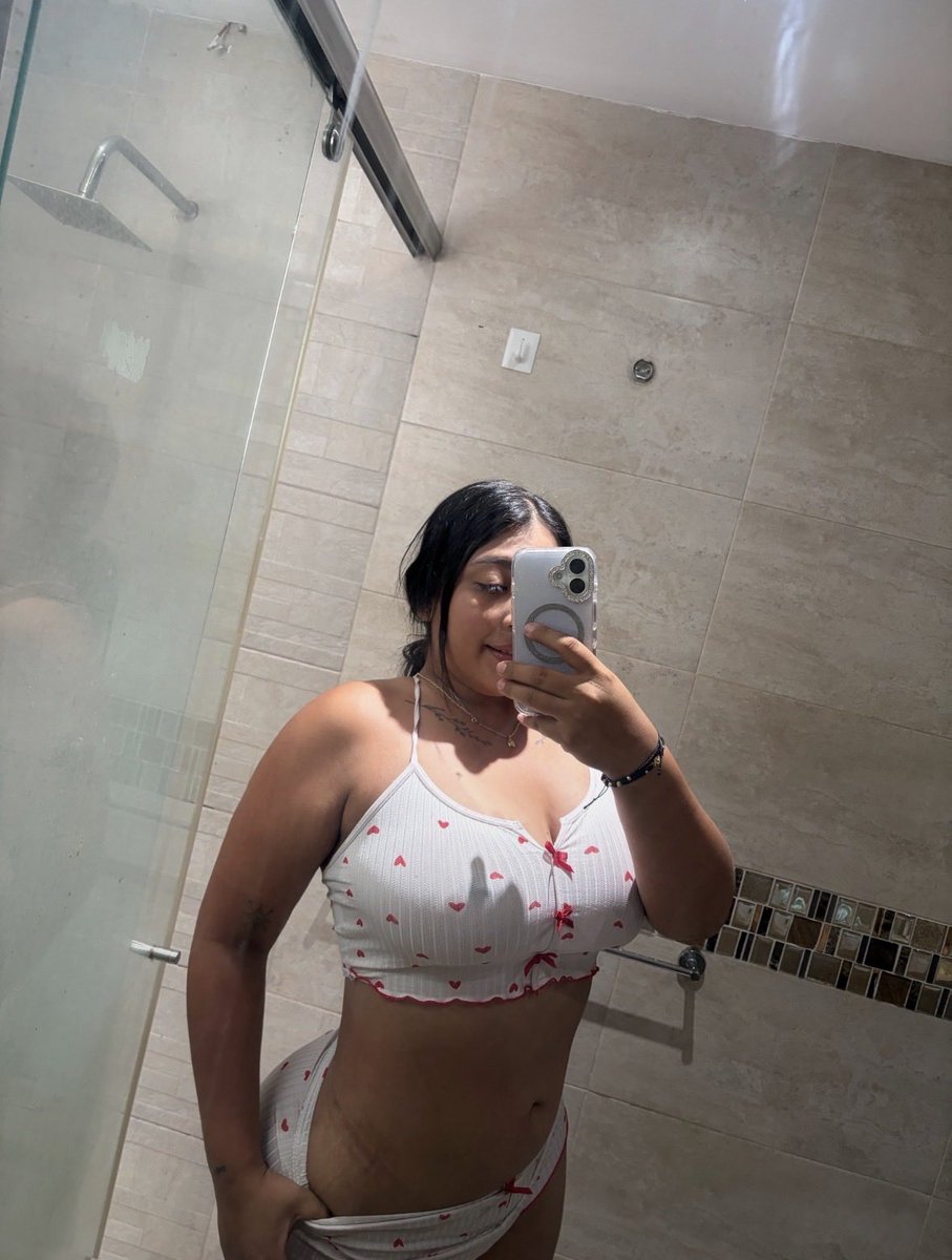 Era_onlyfans's tweet photo. 👑 PROMO ALERT 👑

✨ A New Model Has Arrived! ✨

Get ready to discover her exclusive world 🔥
She’s bringing fresh content, bold energy, and plenty of reasons to subscribe. 👀

🔞 Exclusive content awaits on Fansly!

💎 Subscribe & show your support:
Links :- 

https://t.co/W9f80eLRAg

🔥 Don’t miss out — go check her out now! 👑

#Fansly #onlyfans #of #model #adultcontent https://t.co/5uh0BJMgrv