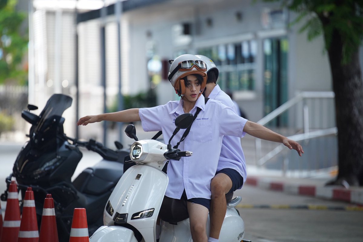 krittenclub's tweet photo. สาบานเลยว่าตอนแรกที่เห็นภาพนิ่ง คิดว่าแจ็คกับโรสไททานิคนะ 5555555

LOVEX3 A TURNING POINT

#LOVEx3_EP8 https://t.co/3q4XquP1kY