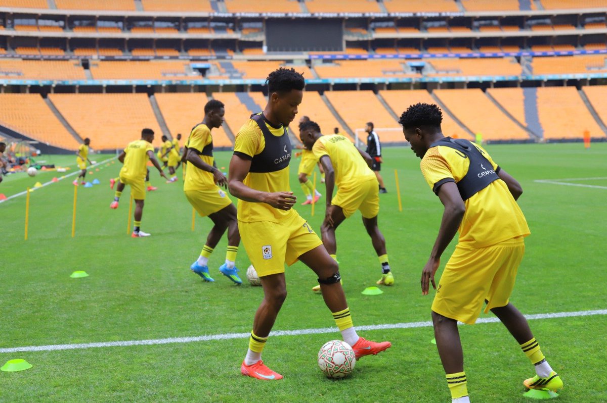 UgandaCranes's tweet photo. We've concluded our last training session ahead of tomorrow's DR Congo friendly. ✅️
#CODUGA | #UgandaCranes https://t.co/VDxvTsgXWi