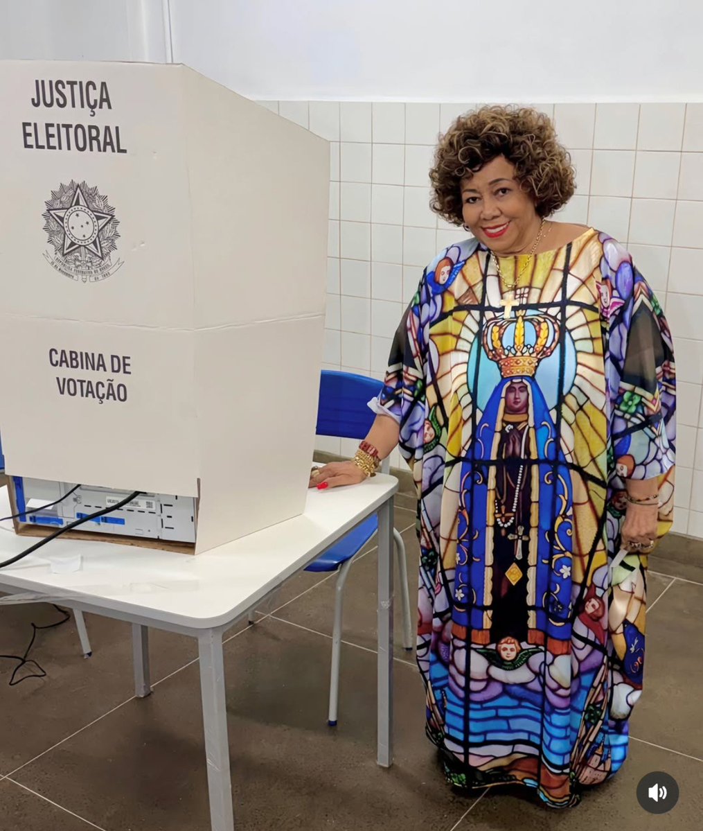 whoisjupa's tweet photo. Marrom foi bem basiquinha ❤️ https://t.co/fKT0XBs8ZP