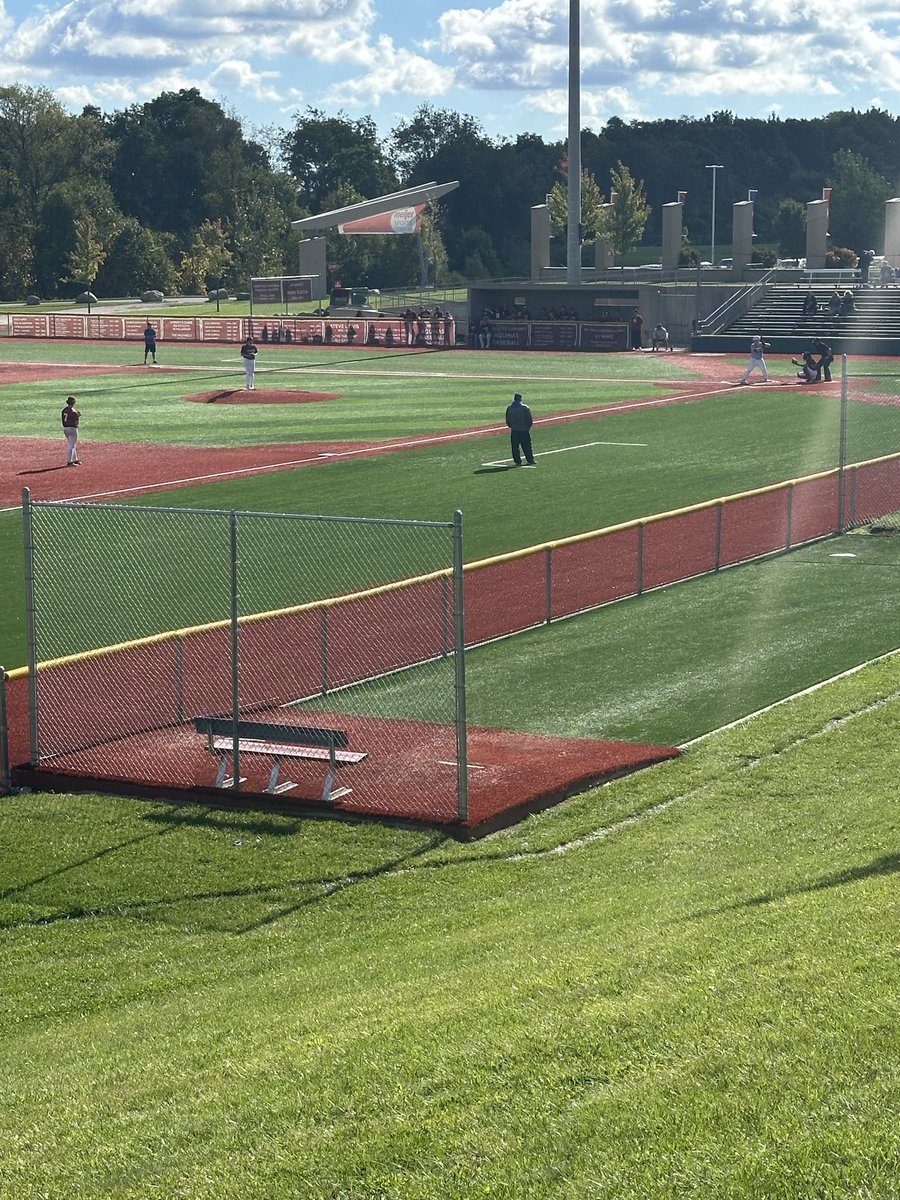 MeijerSprtCompl's tweet photo. Another Beautiful Sunday here at the complex. @AQBaseball JV with a DH. Lake Effect Fall league in the 1st round of their Fall Playoffs!!  All quads are busy today! https://t.co/ALR9AEY5Ob