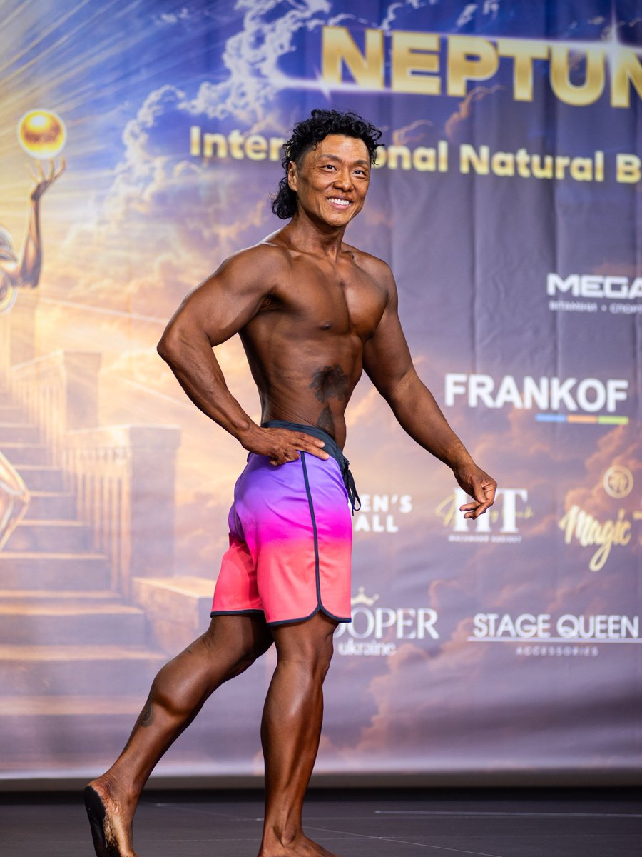 yevgen_kim's tweet photo. #wnbf Winner Men's Physique Masters 🥇 https://t.co/VDYFzmmv2u