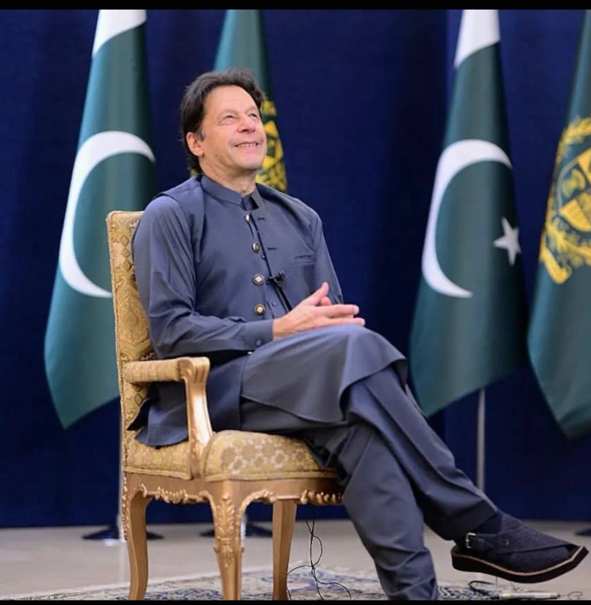 r10524Zari's tweet photo. کیا خوبصورت وہ لمحہ ہوگا جب وہ واپس آئے گا
پوری قوم استقبال کے لیے سر بکف میدان میں ہوگی
#سر_بکف_میدان_میں
#اکتوبر5_یوم_عمران_خان https://t.co/mLiHK6ypi8