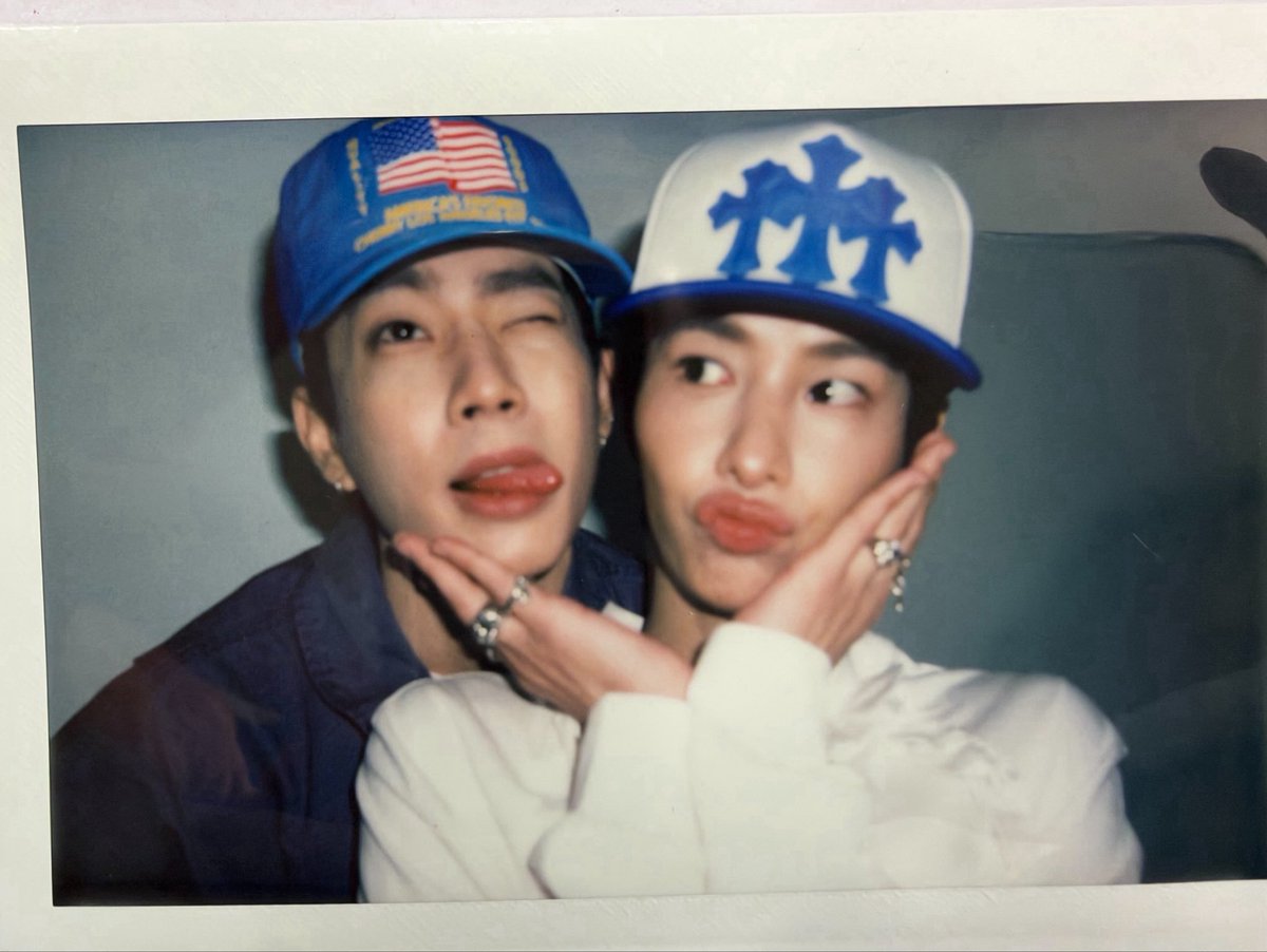 yyoursister's tweet photo. HBD to my brightest star~☆ @AtthaphanP
#AlwaysWithGunAtthaphan
#กันอรรถพันธ์ #GunAtthaphan
💚💚💚💚💚💚💚💚💚💚💚💚 https://t.co/hrTv0x2yX7